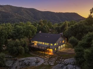 45012 Mockingbird Ln, Oakhurst, CA