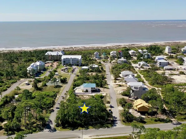 102 Mariner Ln, Port Saint Joe, FL 32456