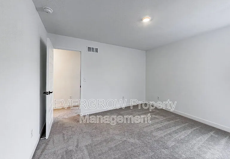 4543 Nokes Pl — Photo 33