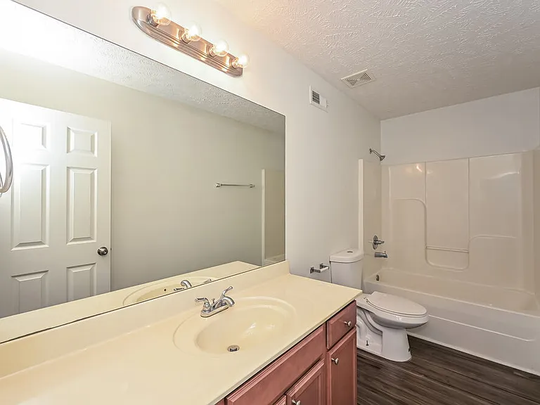 1108 Harmony Ln — Photo 15