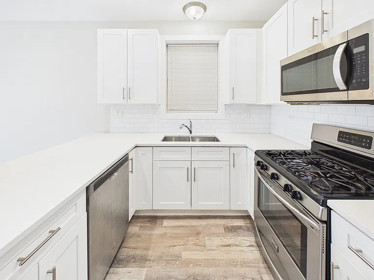 6622 S University Ave #1 — Photo 11