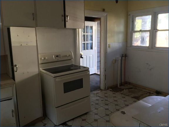 3rd image of 59 Barnes St