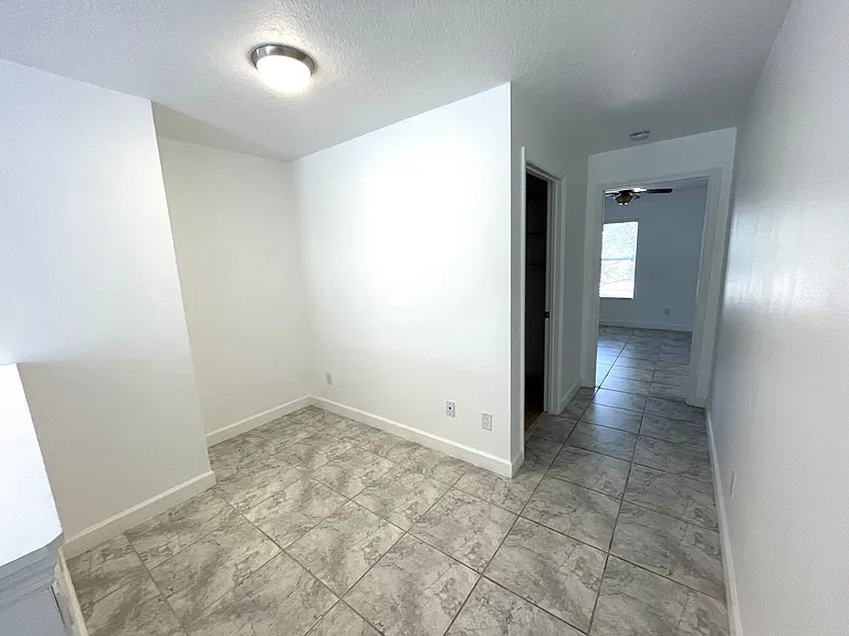 2600 Revolution St #105 — Photo 24