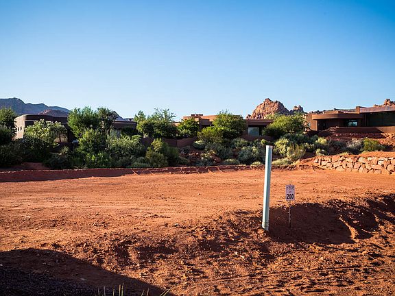 4th image of 3052 Snow Canyon Pkwy Unit 200