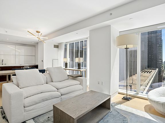 3rd image of 135 W 52nd St APT 16E