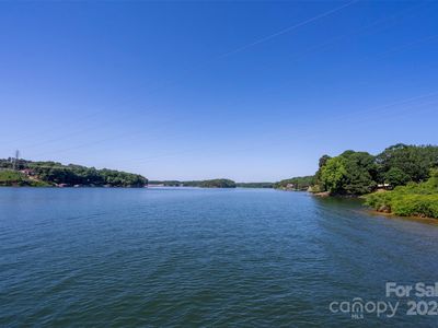 713 Island Point Rd, Mount Holly, NC, 28120