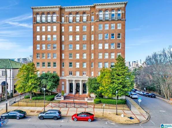 2250 Highland Ave S APT 64, Birmingham, AL 35205