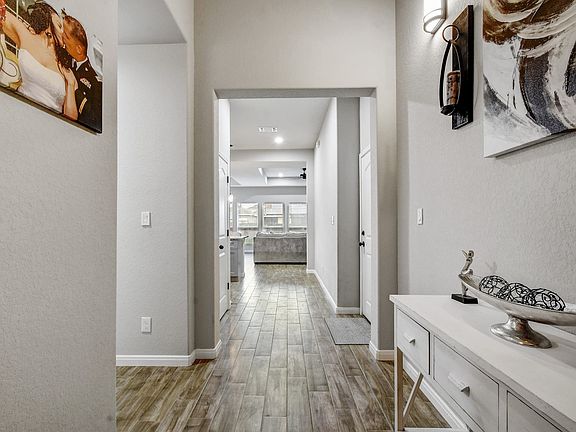 4th image of 8509 Utopia Blvd