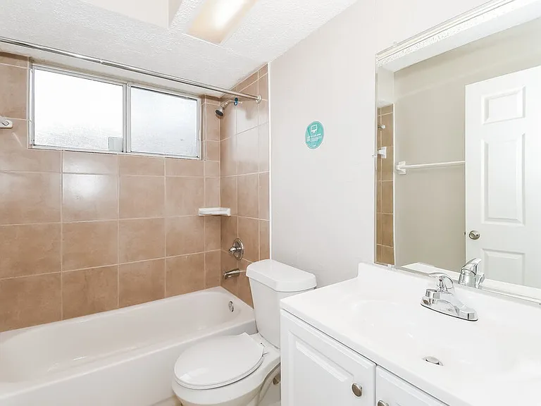 8522 Sugartree Dr — Photo 15
