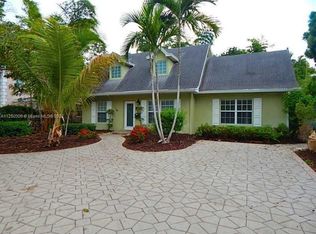 3841 NE 16th Ave, Oakland Park, FL 33334