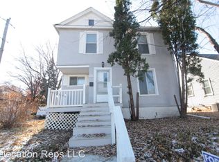909 E Laurel St, Davenport, IA 52803