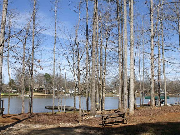 3rd image of LOT 8 Lakeview Dr