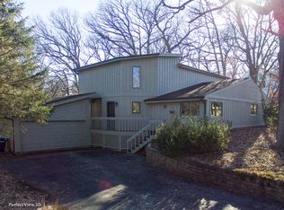 2107 Ohio St, Lisle, IL