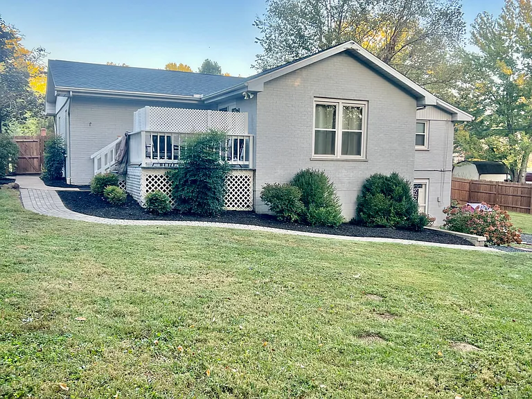707 Saint Catherine Ct — Photo 26
