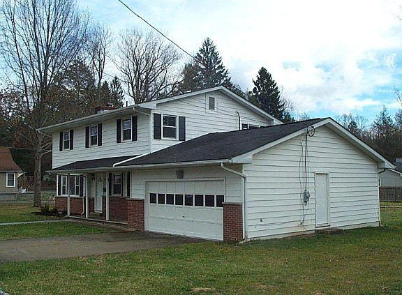 5th image of 305 W Wiseman Ave