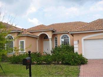 1st image of 7140 Pinecreek Way