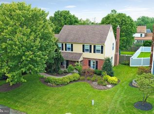 121 Hickory Ln, Medford, NJ 08055