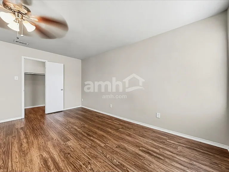 301 Azalea Dr — Photo 11