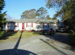 106 Pinehurst Ave, Robbins, NC 28327