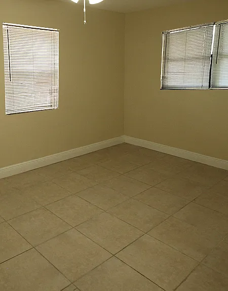 1536 NW 12th Ave — Photo 16