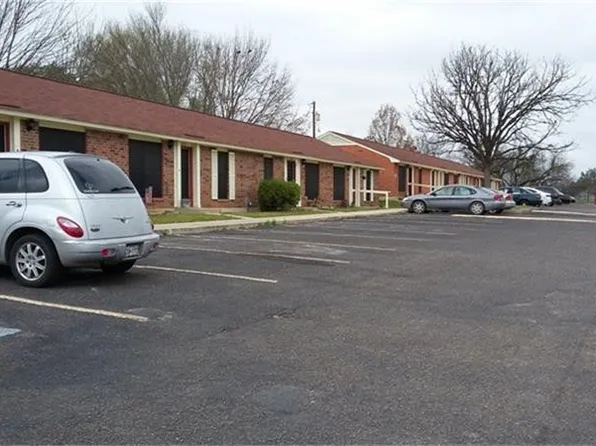 1311 Plum St #1311, Lampasas, TX 76550