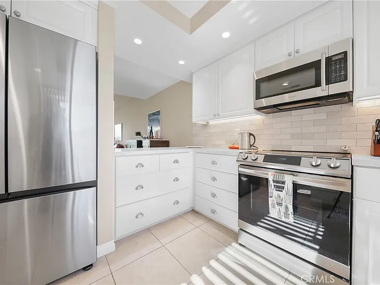 48 Palma Dr — Photo 11