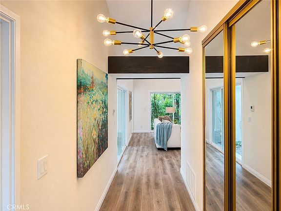 2nd image of 1018 Magnolia Ave