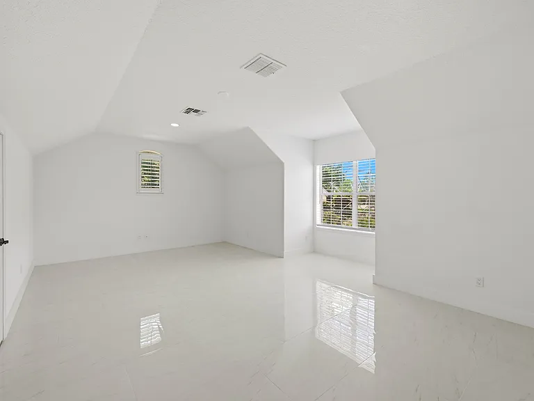 5224 Vistamere Ct — Photo 46