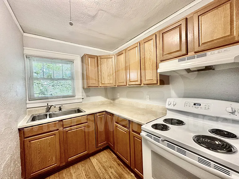 2300 Beaver Ave #4 — Photo 18