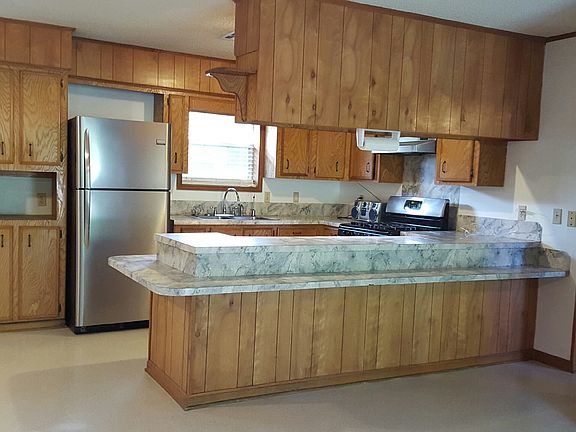 5th image of 3585 Palm Dr