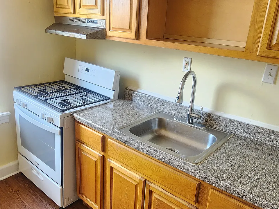 2280 Kennedy Blvd #46