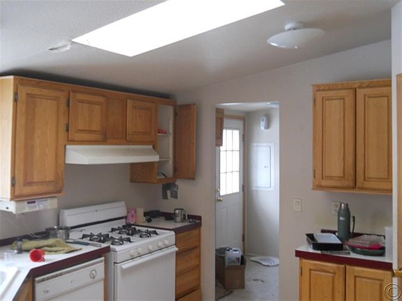 4th image of 305 E Tanner Ave