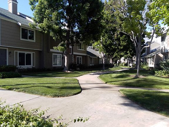 2nd image of 82 Briarwood #109