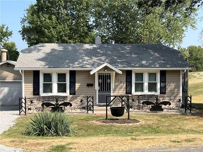 108 Duck Rd, Grandview, MO, 64030