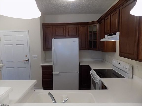 5th image of 3660 Morningside Way APT 207