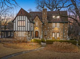 270 Scottswood Rd, Riverside, IL 60546