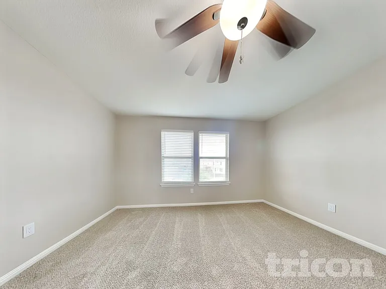 5343 Marsh Ln — Photo 17