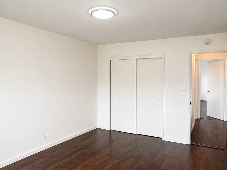 9940 Walnut St — Photo 14