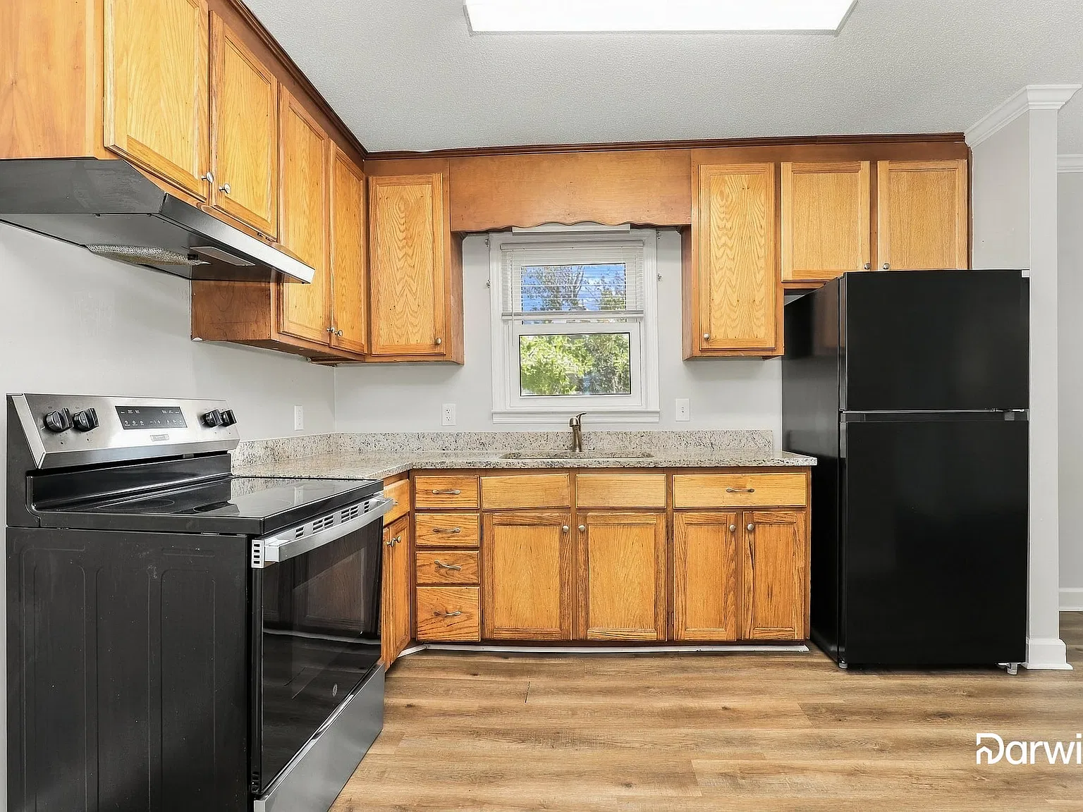 3 bed, 2.5 bath, 1572 sqft, $1,735 — Photo 4