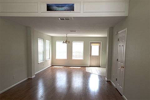 5th image of 1643 Corey Wood Cir