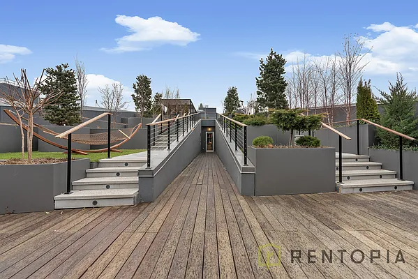 Rented by The KCI Group | media 62