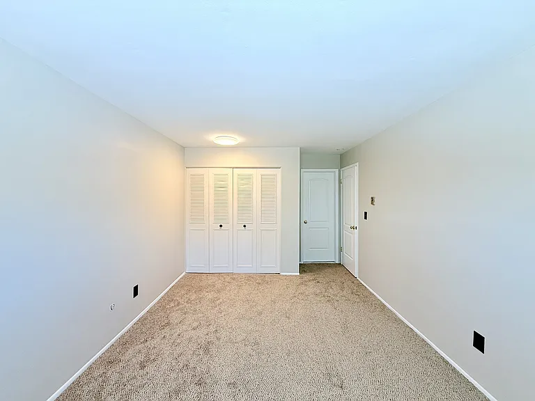7350 Woodview St #3 — Photo 25