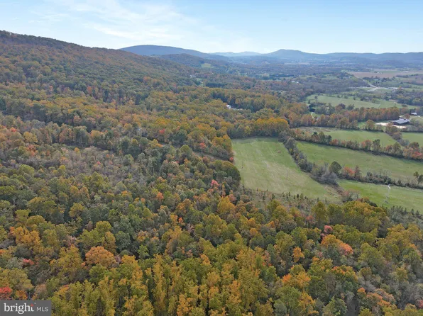 7060 Gilardi Rd, Boonsboro, MD 21713