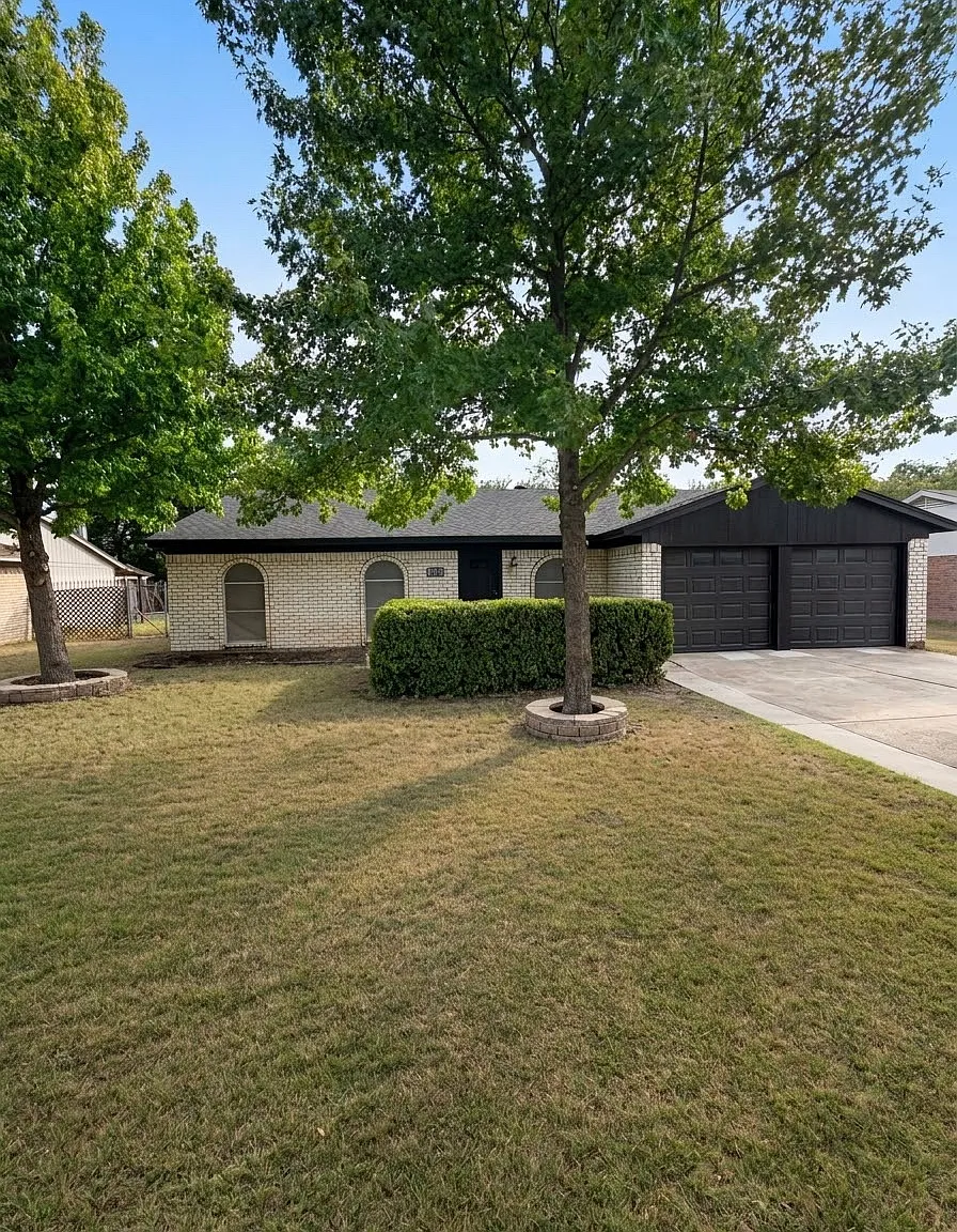 507 S Walnut Creek Dr — Photo 1