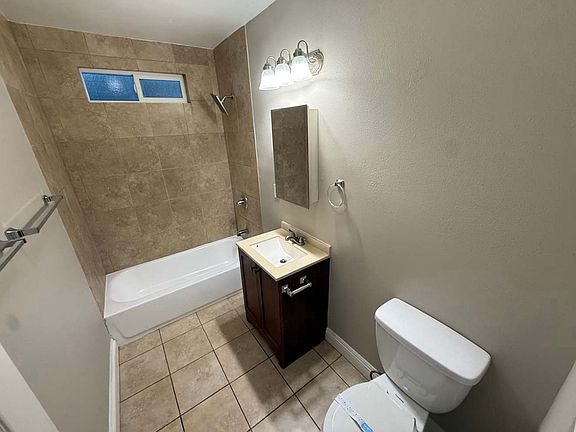 5th image of 7108 De Palma St #1