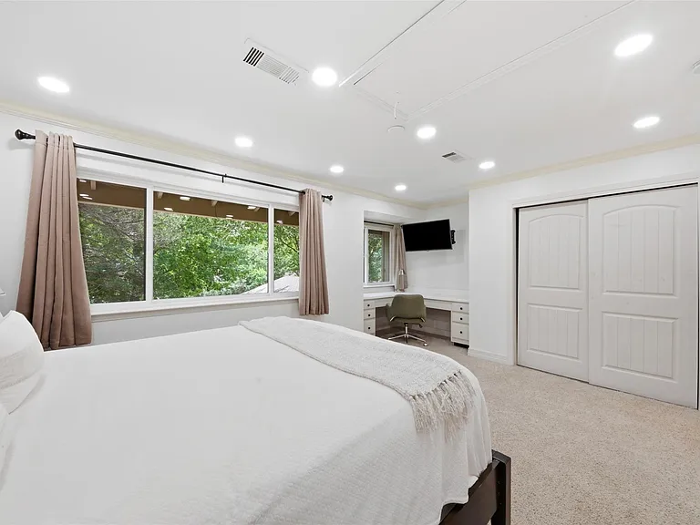 2209 W Settlers Way — Photo 18