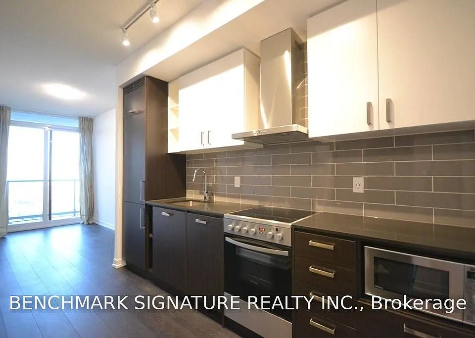 125 Redpath Ave #2713