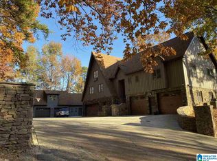 1751 Fulton Springs Rd, Alabaster, AL 35007