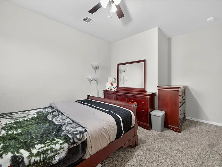 13935 Manobrook Ct — Photo 32