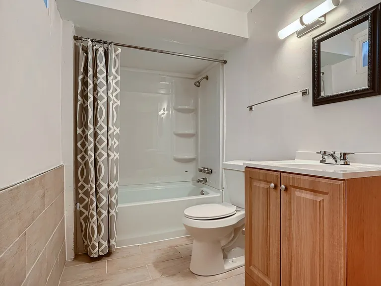 3296 S Geneva St — Photo 21